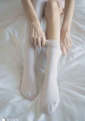 强奸日本女孩的视频小龙_BD韩语高清视频观看