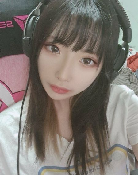 久久综色美女与狗视频直播大K_4K电影在线观看