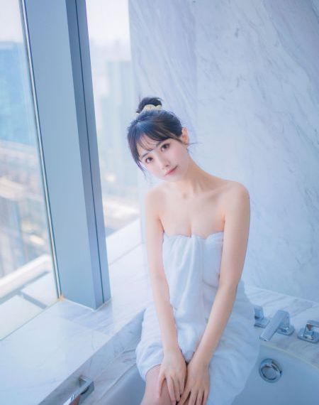 黄在线视频播放免费网站_影视大全视频