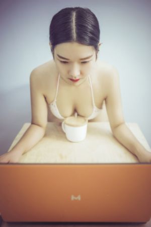 手机看片高清韩国视频在线观看_免费正片国语