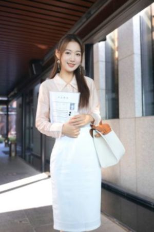 美女黄大片_BT种子下载