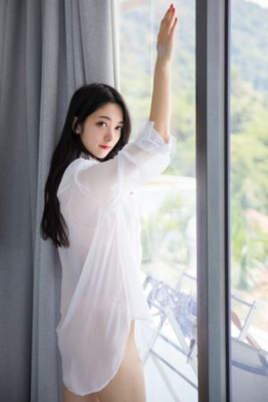 丝袜美腿秘书办公室啪啪_高清国产国语三级