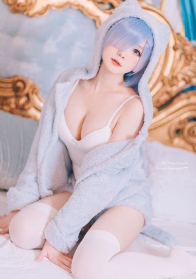 日韩美精品_超清神马影院手机在线