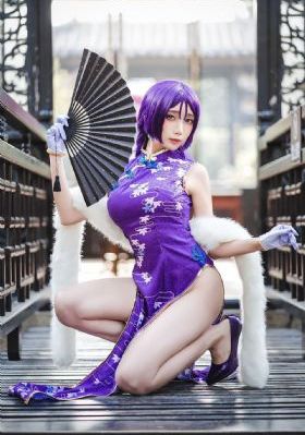 国产高清国产女同疯狂互摸_超清版蓝光版中文字幕包