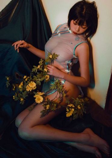 亚洲美女高潮久久久久潘金莲_蓝光神马在线观看